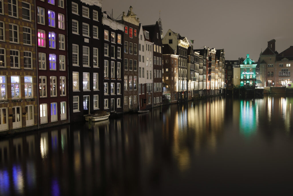 Le Damrak d'Amsterdam.